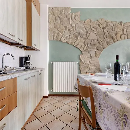 Apartamento Rustico Spagnol 3 *